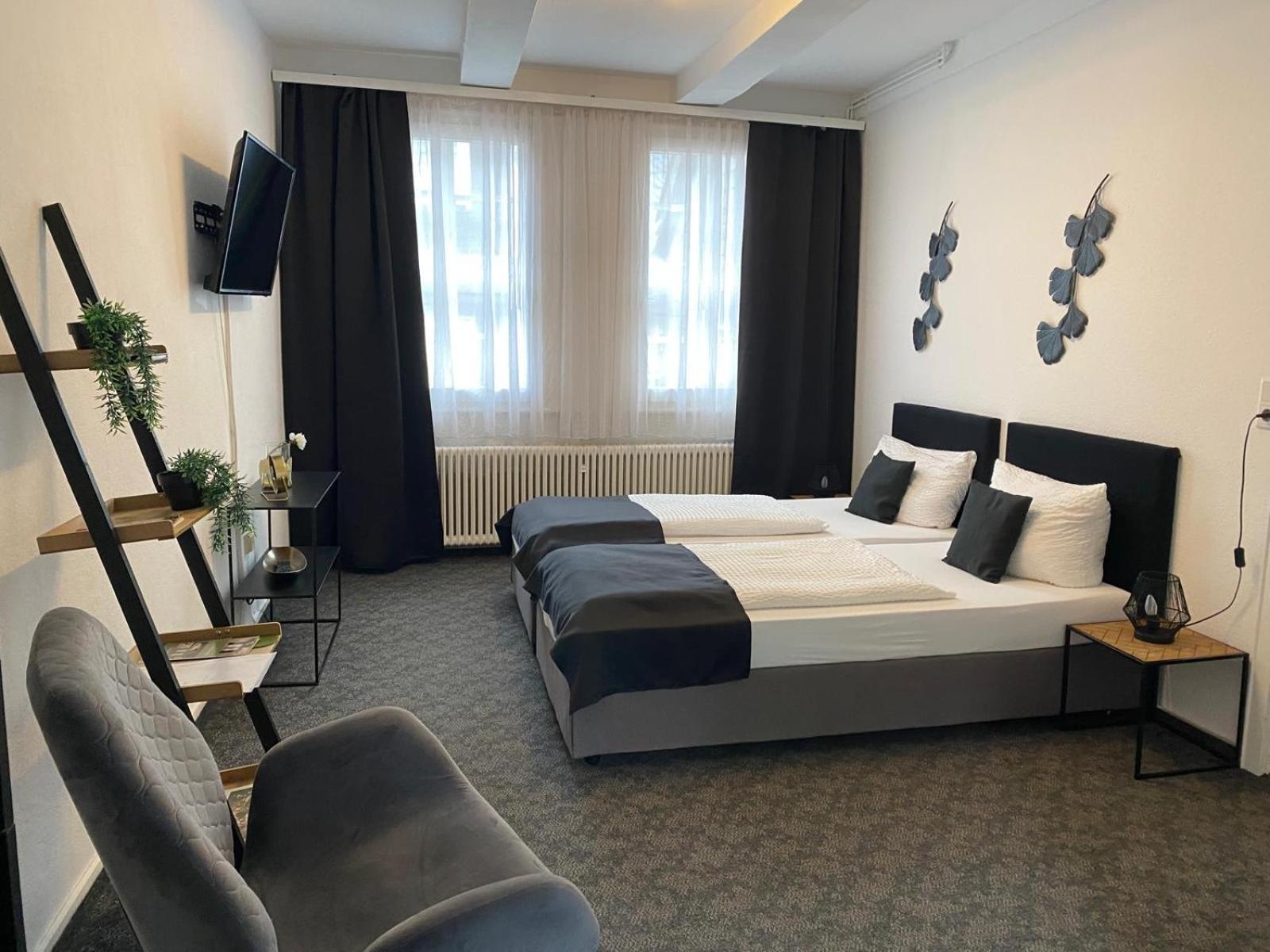 Altstadt-Hotel Gosequell Goslar Bagian luar foto